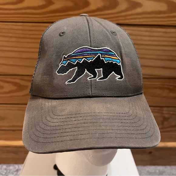 Patagonia Other - Patagonia Fitz Roy Bear Snapback Mesh Trucker Hat Cap Logo Adjustable Mesh